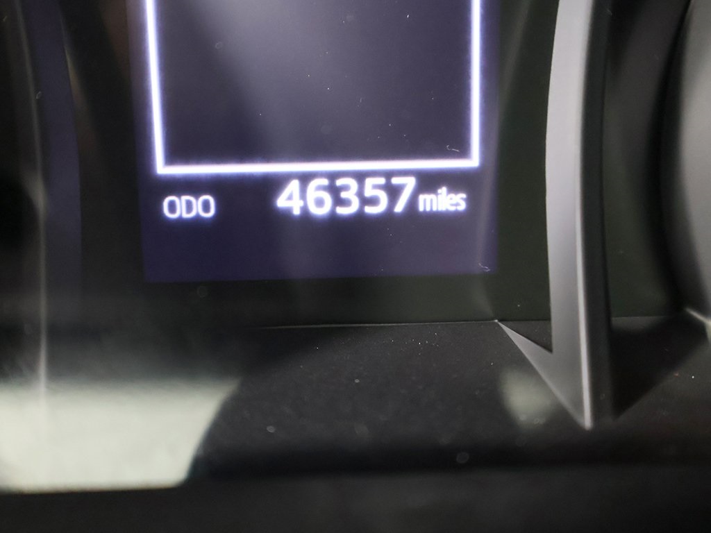 Vehicle image 30 of 60