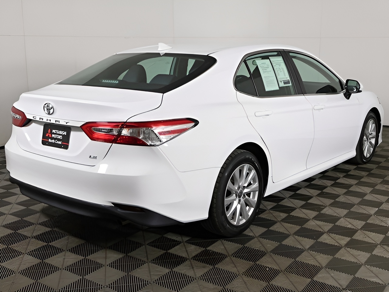 Vehicle image 56 of 60