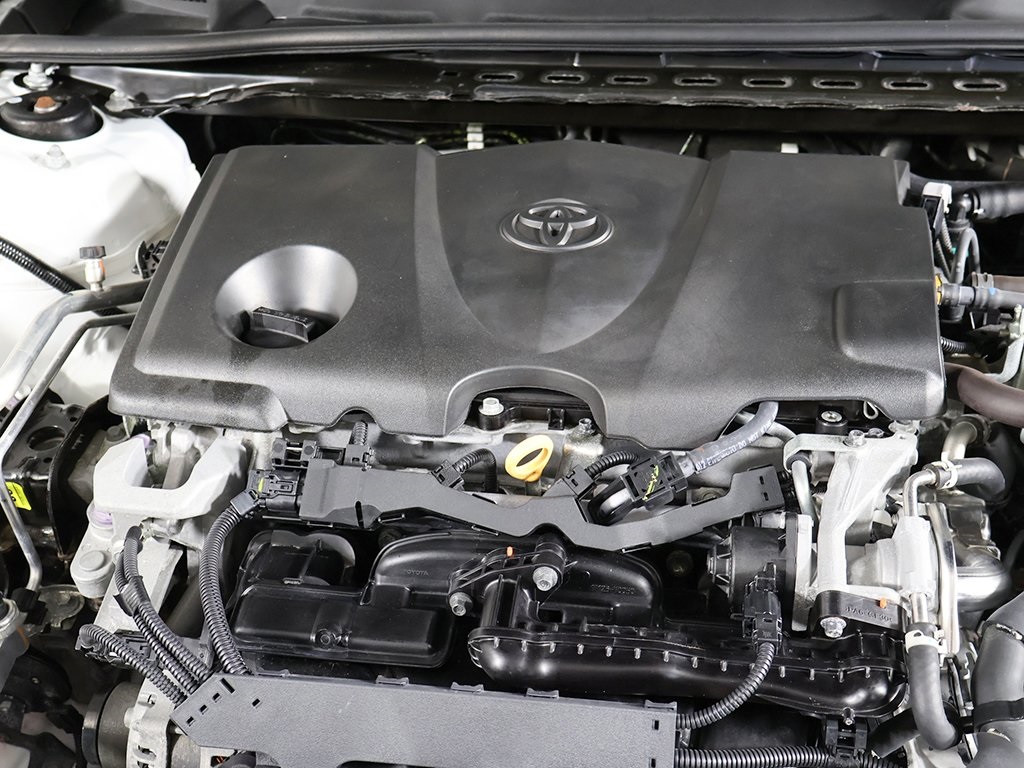 Vehicle image 15 of 60
