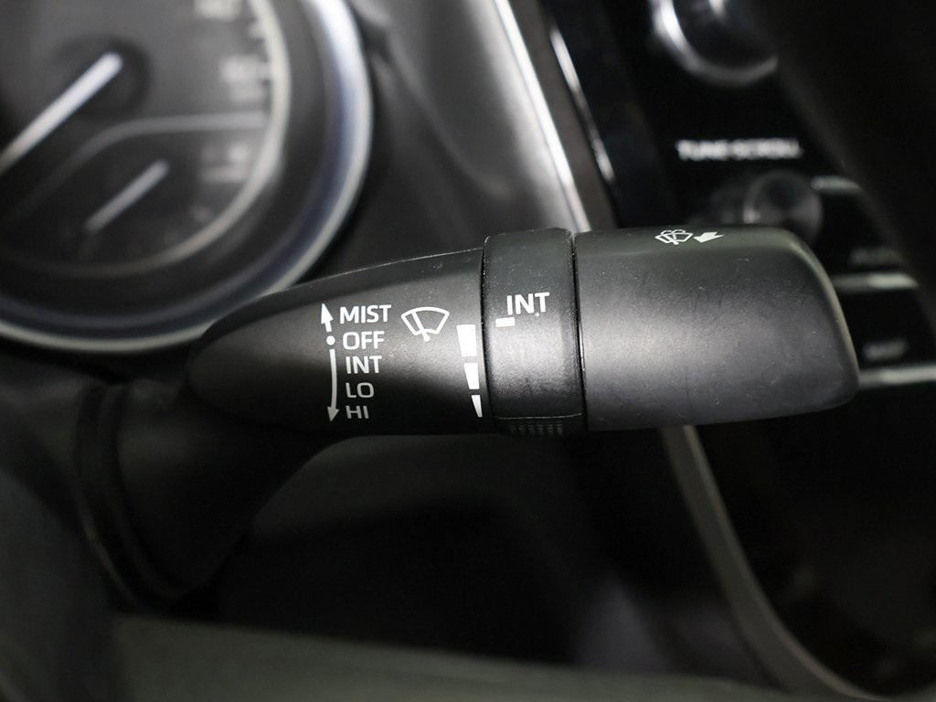 Vehicle image 34 of 60