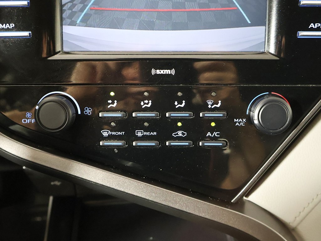 Vehicle image 38 of 60