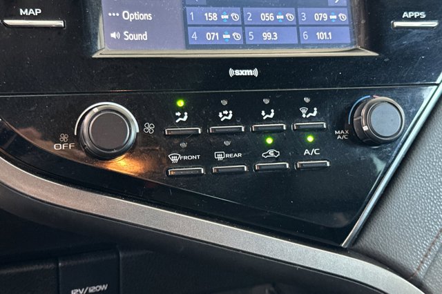Vehicle image 19 of 25