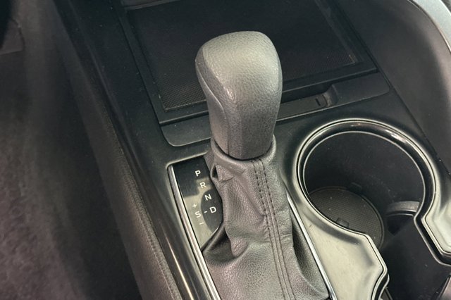 Vehicle image 20 of 25