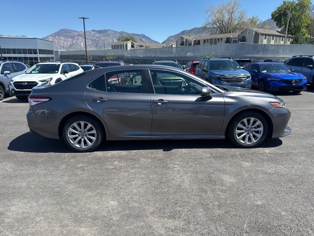 Vehicle image 4 of 29