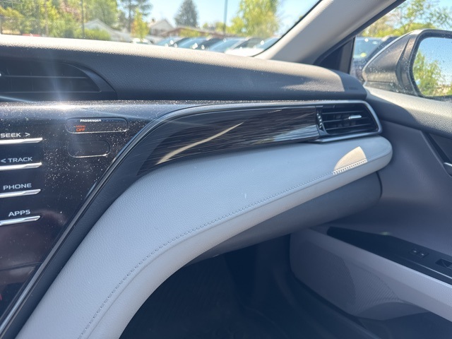 Vehicle image 28 of 29