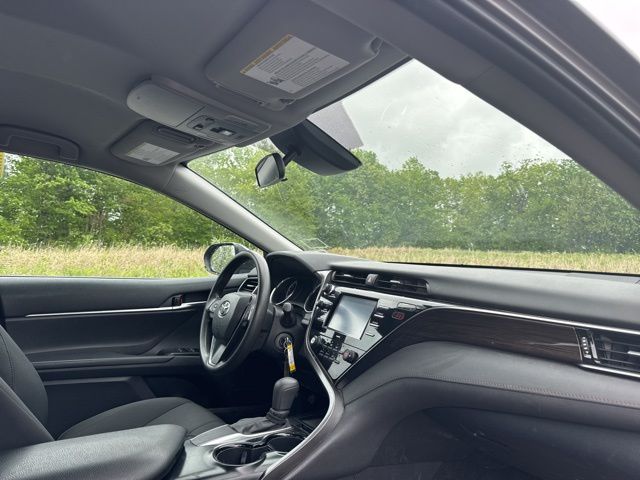Vehicle image 7 of 20