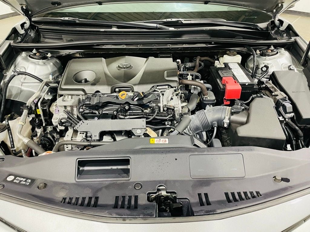 Vehicle image 44 of 62
