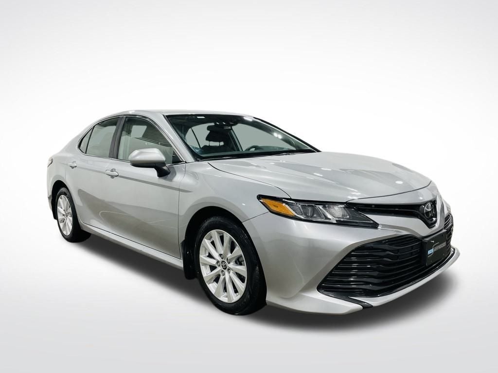 Vehicle image 7 of 62