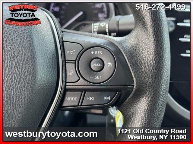 Vehicle image 32 of 36