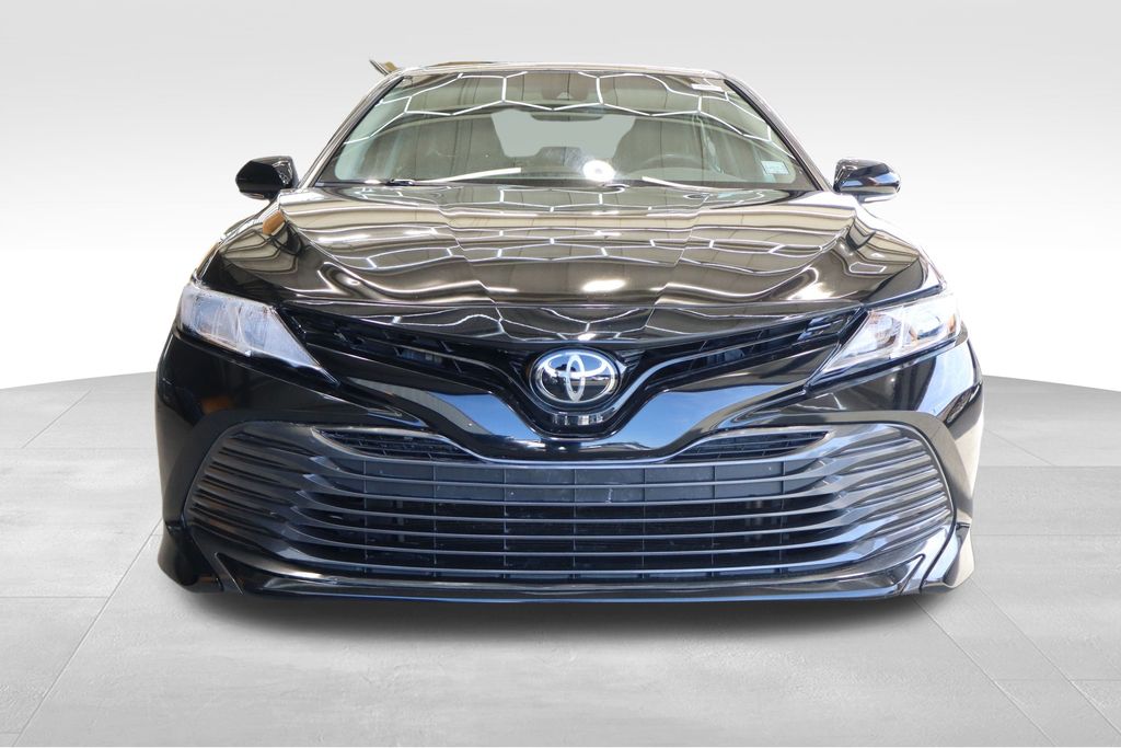 Vehicle image 2 of 37