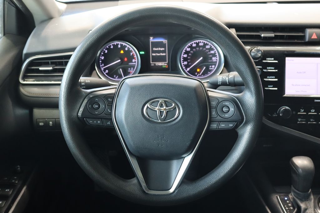 Vehicle image 35 of 37