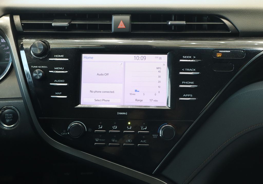 Vehicle image 17 of 37