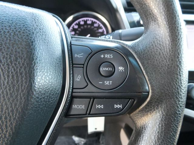Vehicle image 18 of 27