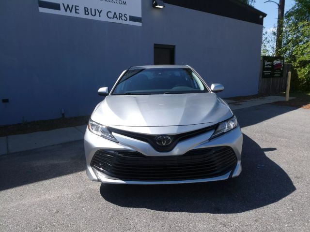 Vehicle image 4 of 27