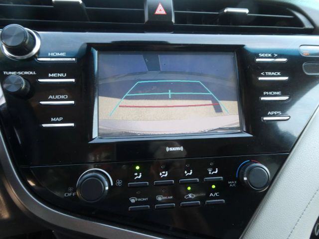Vehicle image 20 of 27