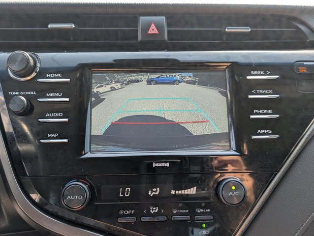 Vehicle image 18 of 26
