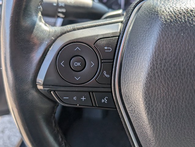 Vehicle image 24 of 26