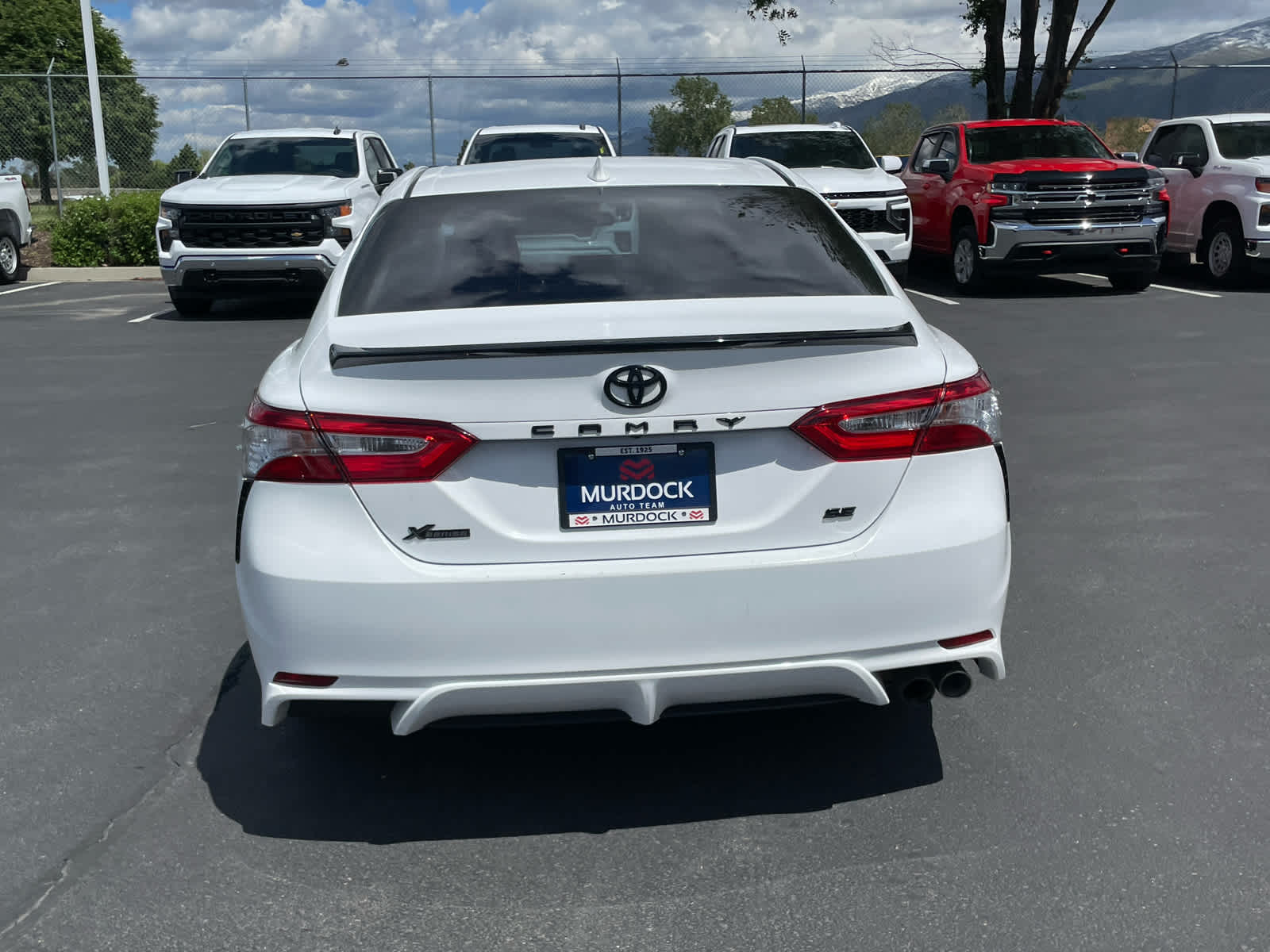 Vehicle image 10 of 40