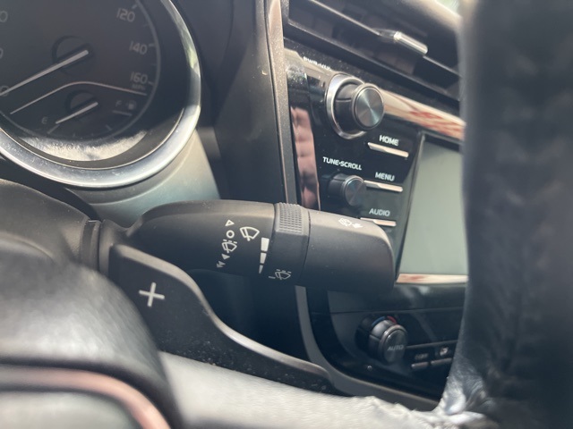 Vehicle image 19 of 37