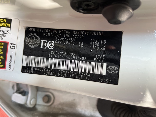 Vehicle image 36 of 37