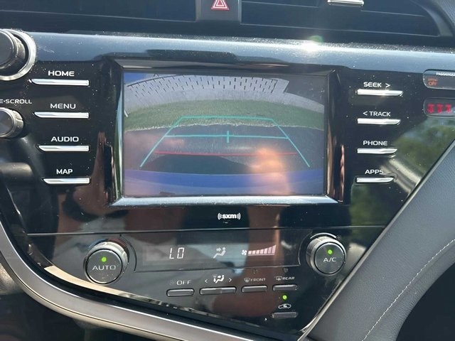 Vehicle image 13 of 15