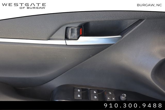 Vehicle image 13 of 41