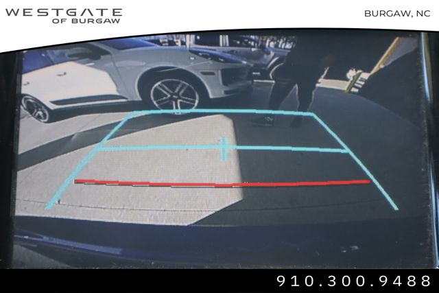 Vehicle image 7 of 41