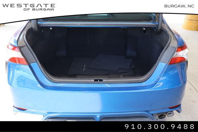 Vehicle image 10 of 41
