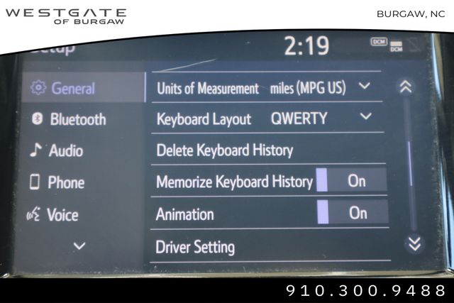 Vehicle image 33 of 41