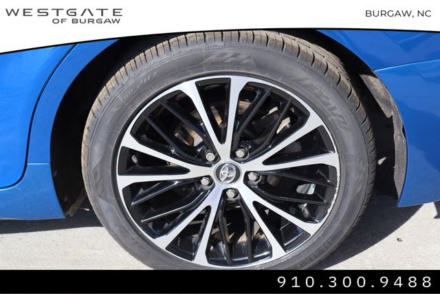 Vehicle image 37 of 41