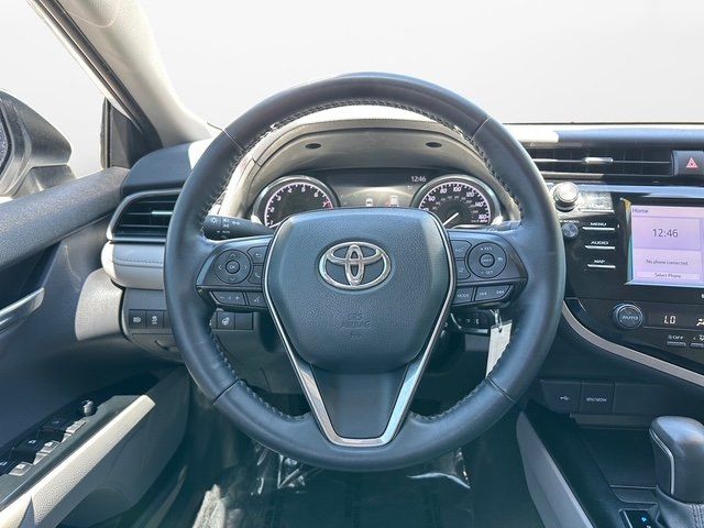 Vehicle image 13 of 34