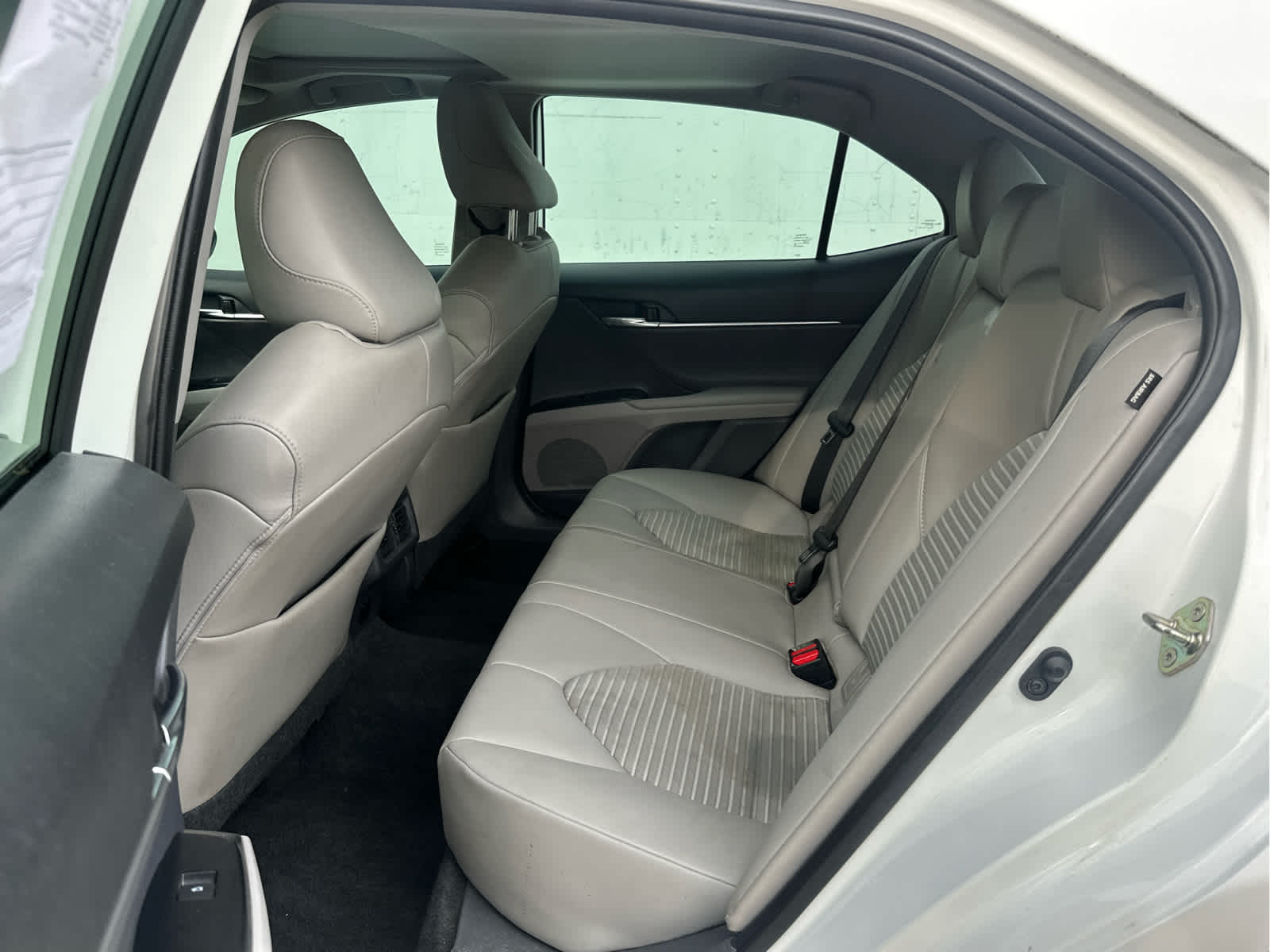 Vehicle image 44 of 47
