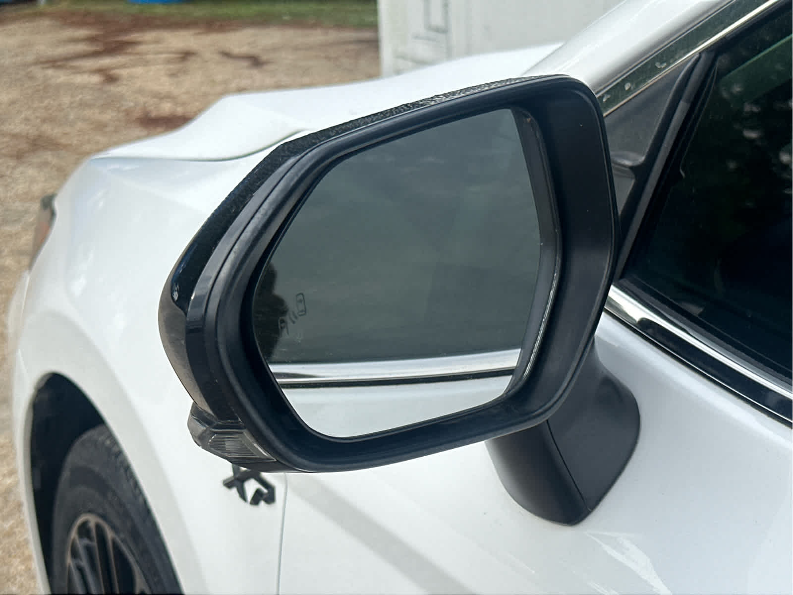 Vehicle image 13 of 47