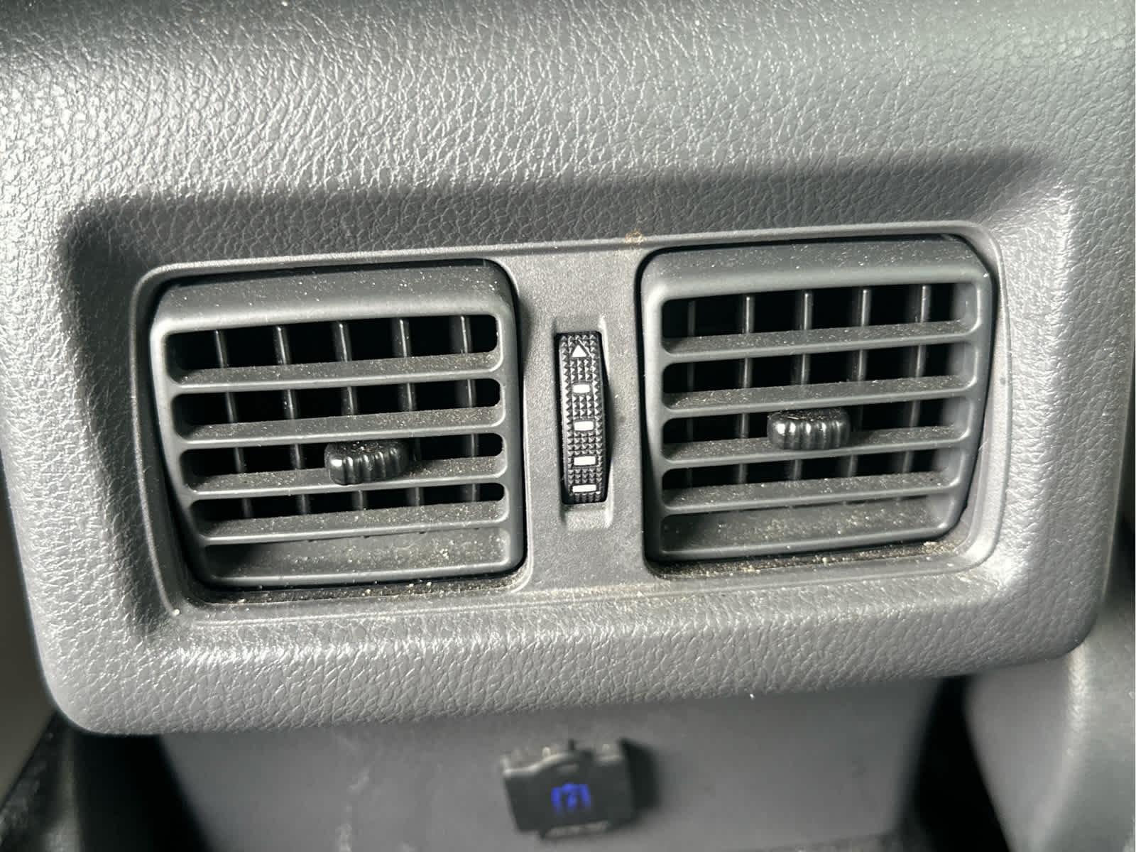 Vehicle image 45 of 47