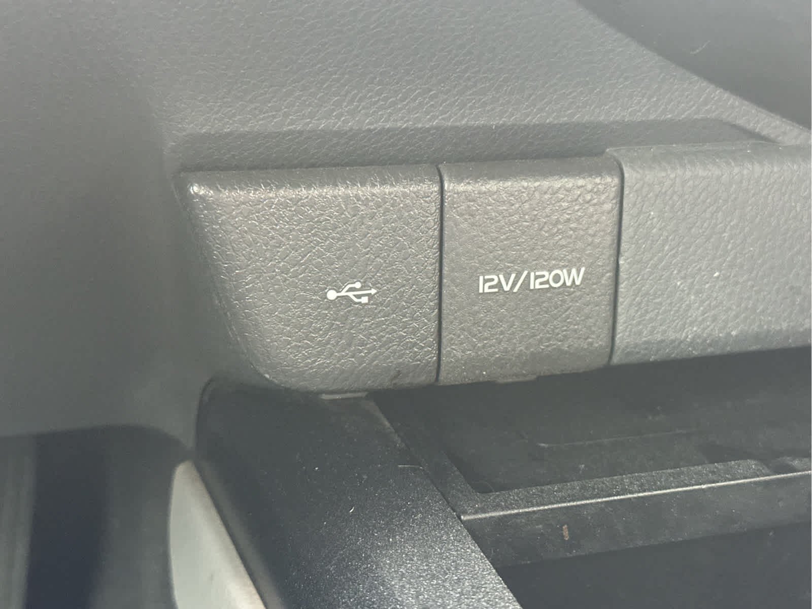 Vehicle image 35 of 47