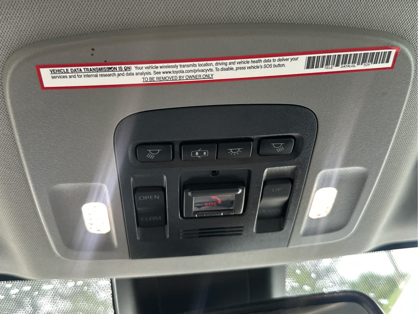 Vehicle image 41 of 47