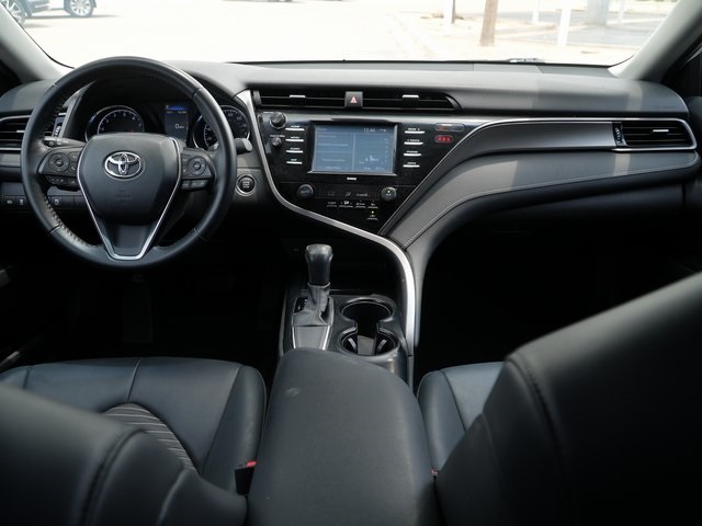 Vehicle image 19 of 27