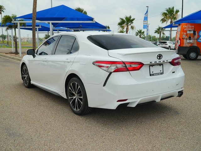 Vehicle image 7 of 27