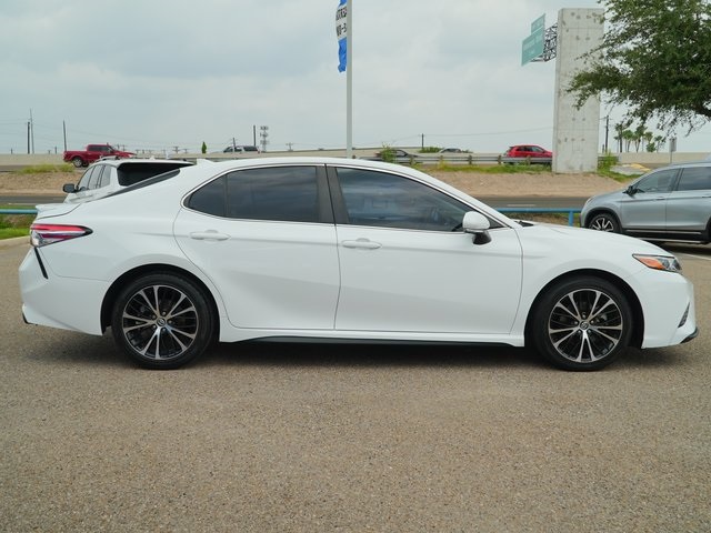 Vehicle image 4 of 27