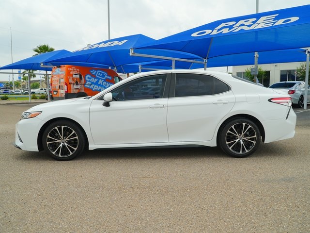Vehicle image 8 of 27