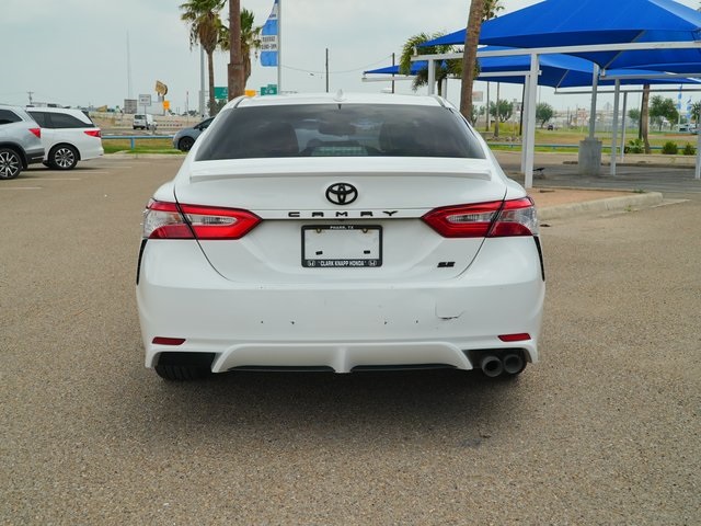 Vehicle image 6 of 27