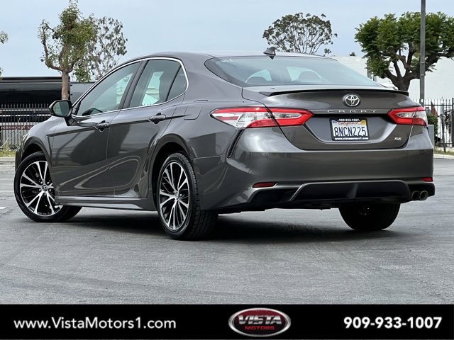 Vehicle image 3 of 29
