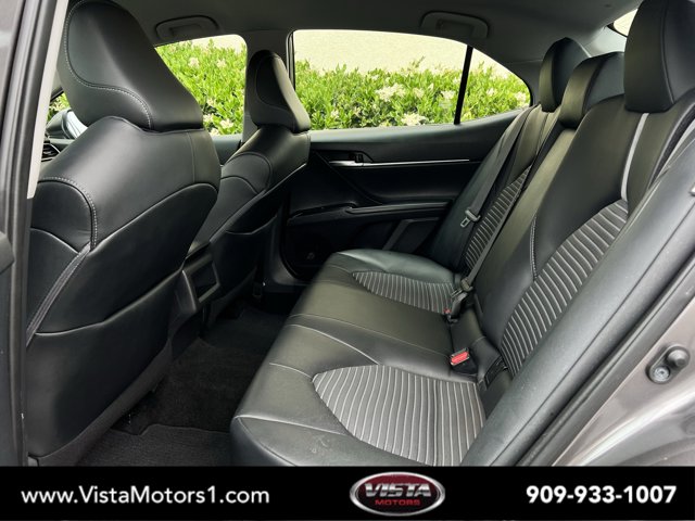 Vehicle image 6 of 29