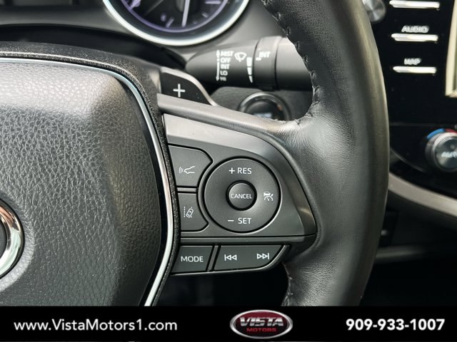 Vehicle image 21 of 29