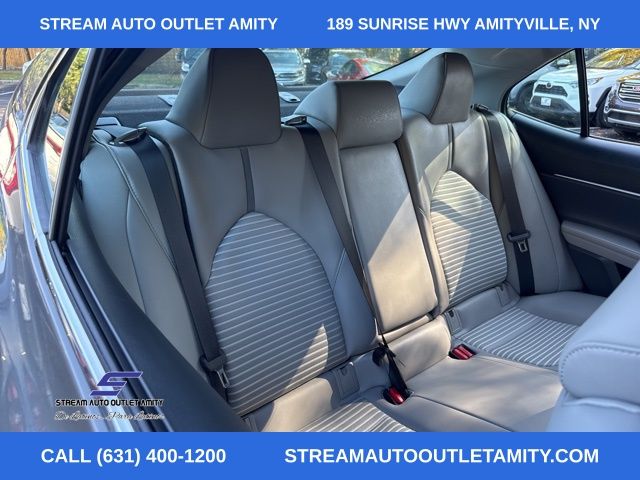 Vehicle image 15 of 41