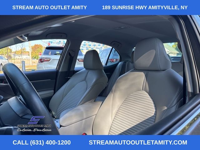 Vehicle image 31 of 41