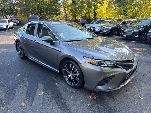 Vehicle image 6 of 41