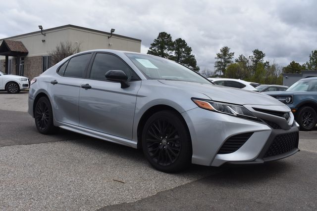 Vehicle image 4 of 32