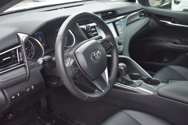 Vehicle image 20 of 32