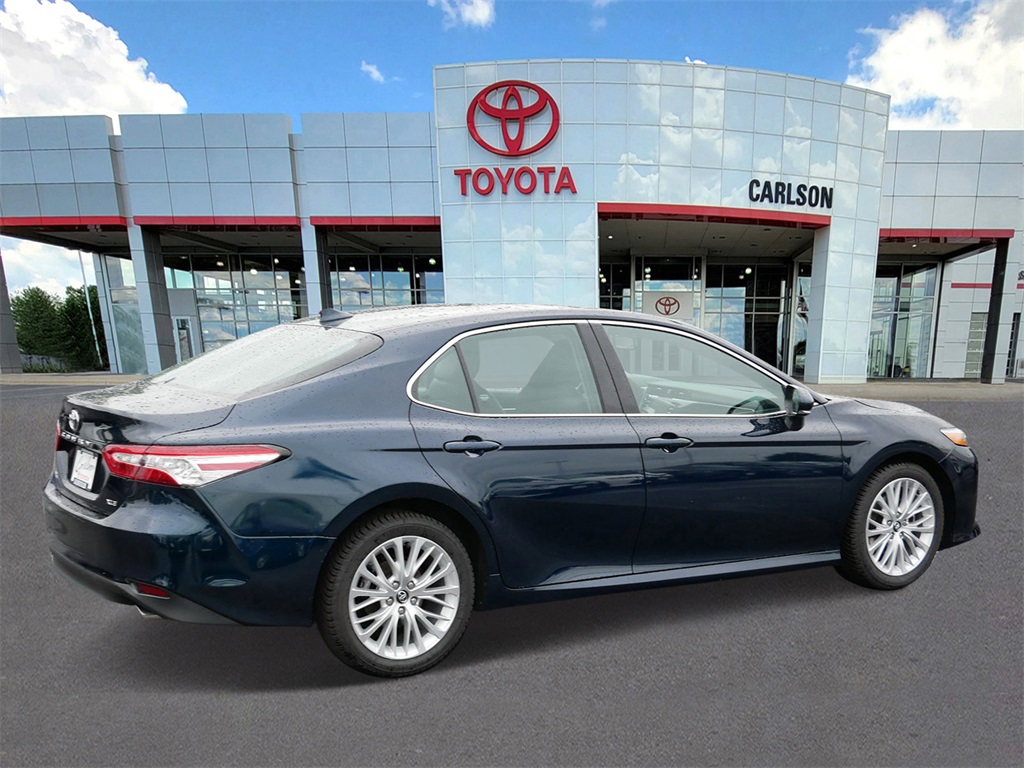 Vehicle image 4 of 29